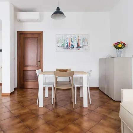 Italianway - Il Borgo 아파트