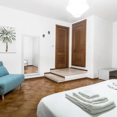 Italianway - Il Borgo * Finale Ligure